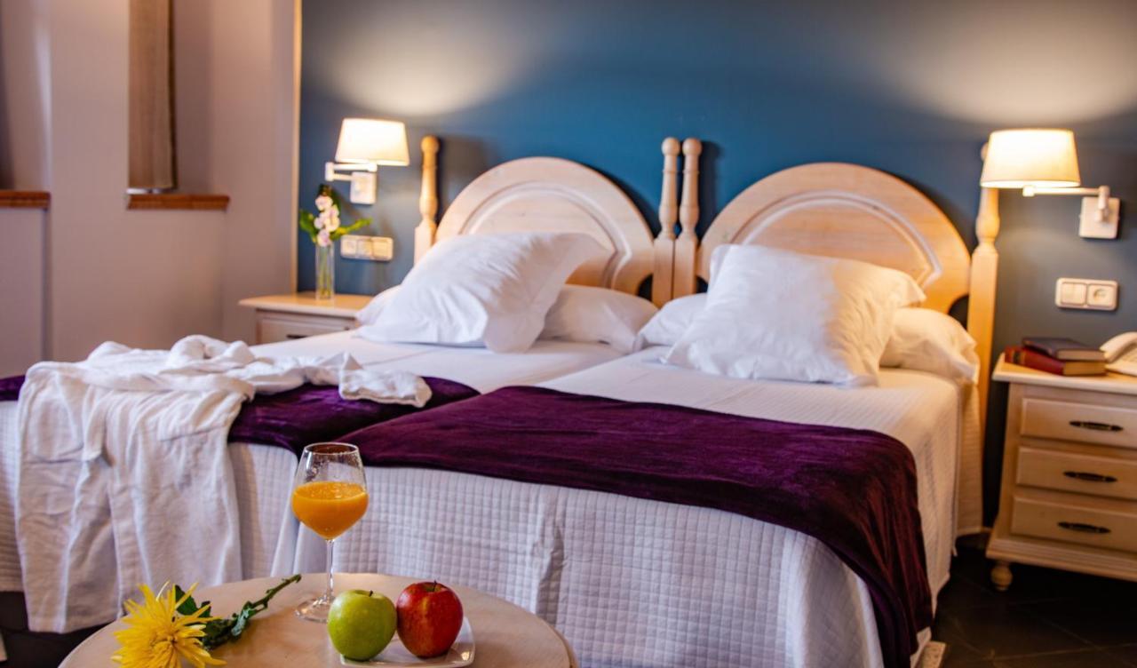 Hotel Palacio De La Vinona Oviedo Kültér fotó