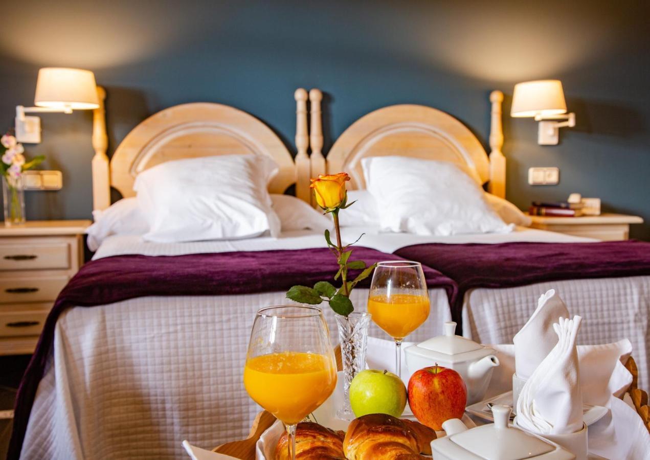 Hotel Palacio De La Vinona Oviedo Kültér fotó