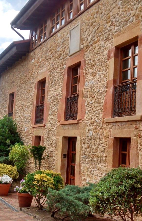 Hotel Palacio De La Vinona Oviedo Kültér fotó