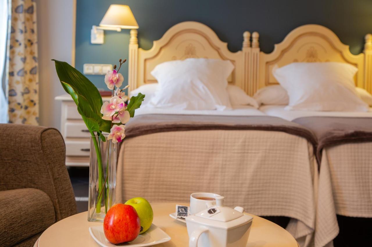 Hotel Palacio De La Vinona Oviedo Kültér fotó